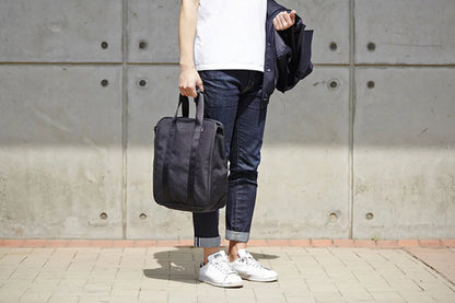 Voyager Cube Bag